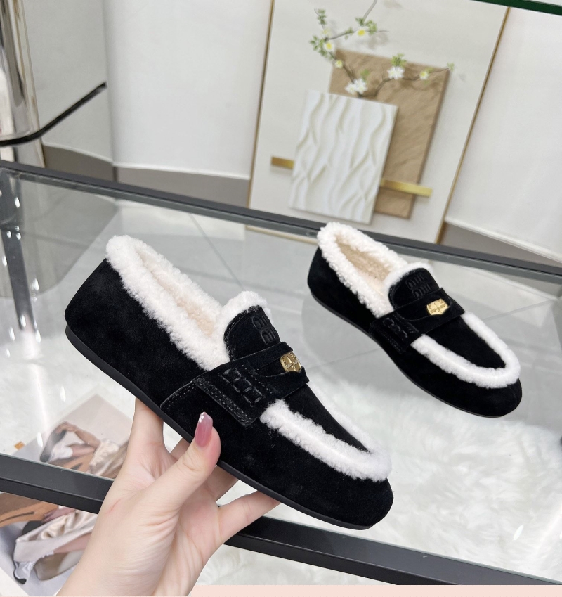 Miu Miu Casual Shoes